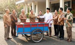 Featured image of post BAZNAS Kabupaten Tangerang Salurkan 80 Gerobak Usaha Plus Modal Rp1 Juta per Penerima