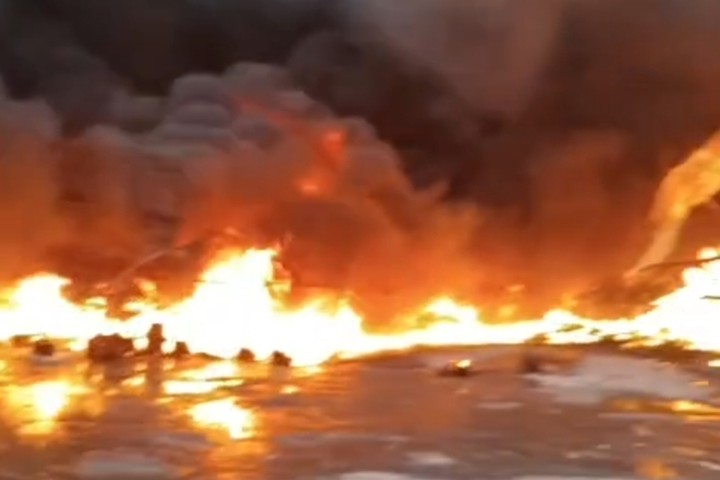 Featured image of post Gudang Paralon di Legok Terbakar Hebat, Damkar Kabupaten Tangerang Terkendala Sumber Air dan Kemacetan