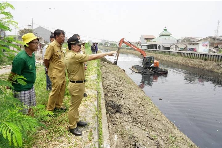 Featured image of post Pemkot Tangerang Gercep Normalisasi Kali Ledug dan Drainase Antisipasi Banjir Musim Hujan