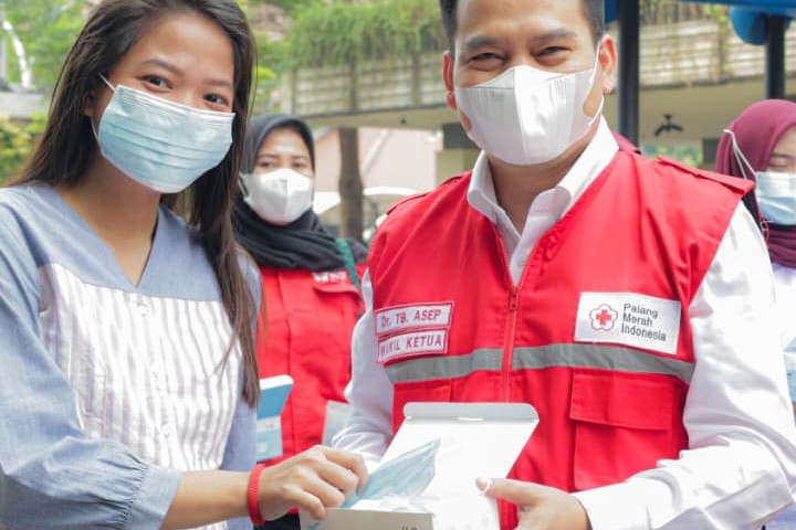 Featured image of post Pemkot Tangsel Bagikan 14.000 Masker Gratis Antisipasi Abu Vulkanik Anak Krakatau
