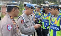 Featured image of post Polresta Tangerang Sidak Ponsel Anggota Usai Apel Pagi, Cegah Judol dan Pinjol
