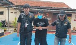Featured image of post Sakit Hati Tak Dapat Pinjaman Rp12 Juta, Pria di Cikupa Hajar WNA Korsel dengan Ulekan dan Gasak Rp100 Juta