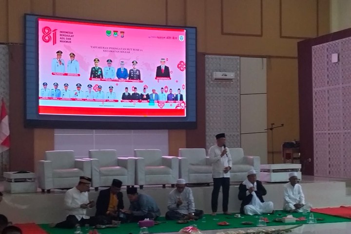 Featured image of post Tasyakuran Doa dan Zikir Sambut HUT ke-81 RI di Kecamatan Solear Berlangsung Khidmat